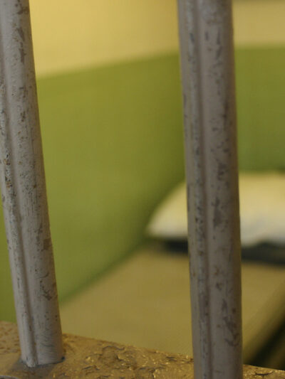 prison_cell_bars.jpg