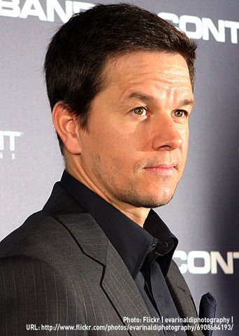 342px-Mark_Wahlberg_2_2012.jpg