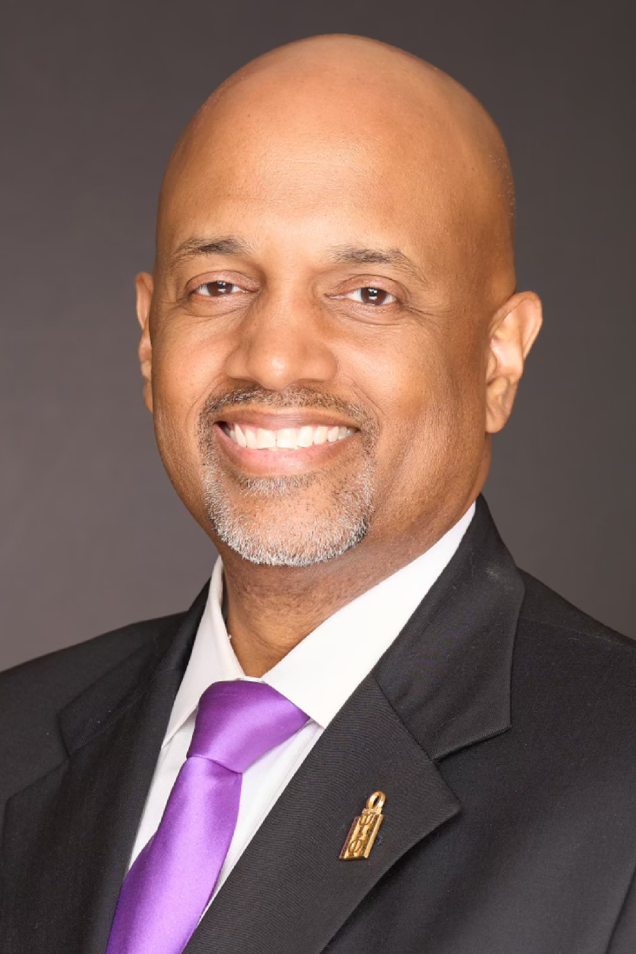 Headshot of Cook County SA candidate Clayton Harris